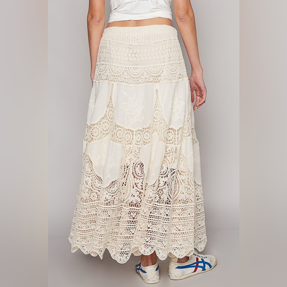ONE LEFT POL Cream Crochet Knit Metallic Beaded Elastic Waist Maxi Skirt - Picture 2 of 8